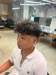 【1名様限定🔥】カット+ハイライトカラー
