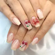 シンプルデザイン持ち込み🌼オフ、長さ出し、補強希望の方事前にお知らせください📢