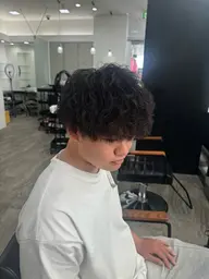 カット+ツイストスパイラルパーマ