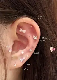 ♡耳つぼジュエリー♡片耳5つ・大小関わらず♡(Nail setの方は¥500引き)