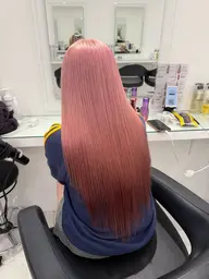 【🐰リタッチの方🐰】💗リタッチブリーチカラー💗+🫧髪質改善トリートメント🫧