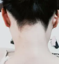 うなじ