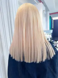 【★抜きっぱなし★】流行りのブリーチ抜きっぱなしリタッチ￥14300→￥10000