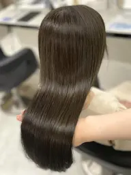 🫧透明感あふれる艶カラーに🫧 髪質改善トリートメント➕うる艶透明感ワンカラー