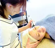 【浮腫み無し!】最新マシーンを使った美肌管理集中フルコース(全顔、首)