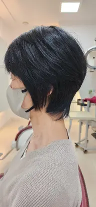 ✂️小顔効果と春夏の軽やかなシヨートカット🎶✂️