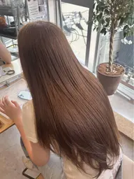 ７月限定🌕ブリーチなしダブルカラー🌕➕コーティングトリートメント❗️前髪顔周り無料で切れます土日は+500円