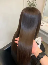 【汗、うねり、湿気で、前髪が崩れてしまう方】前髪酸性縮毛矯正🪞✨️