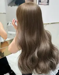 ブリーチなしライトニングケアダブルカラーで透明感オリーブベージュ💕従来のダブルカラーよりさらに明るくなる特別な薬剤使用