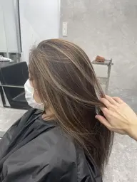 minimo特価✂️カット+ハイライト+オンカラー+トリートメント