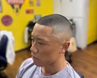 坊主フェード💈　顔剃り、シャンプーも無料でやらせて頂きます👍