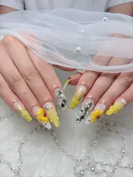 【ゴテゴテ💎】チップ長さ出し10本+持ち込み+パーツ付け放題