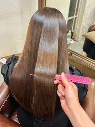つやつや縮毛矯正 ＋ 熱ダメージケアトリートメント🌙