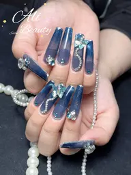 チップ長さ出し デザイン💅 初回ジェルオフ込み 再来当店ジェルオフ込み 他店オフ500円 長さだしオフ1500円