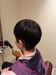ショートにカットしたい方はこちら‼️《カット+艶髪トリートメント✨️》