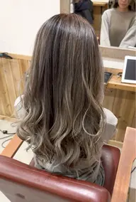 バレイヤージュ＋うる艶リンケージ3stepトリートメント💇💕(ケアブリーチ変更可)