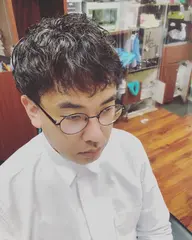 ニュアンスパーマ(カット顔剃り込)