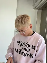 復帰価格クーポン🫧)メンズ限定👌🏽カット+ブリーチありWカラー