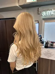 【学割】🌙カット & ケアブリーチ & カラー & トリートメント🌙