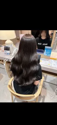期間限定価格🌟｛全体カラー｝ダメージレス艶カラー🌻お仕上げは可愛くスタイリングさせていただきます🎀