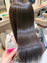 【平日限定✨️】U24クーポン️🩵ヘアカット+縮毛矯正+トリートメント
