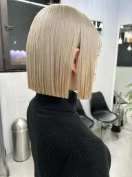 💇‍♀️カット💇‍♀️髪質改善トリートメント付✨【学割U24】