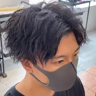 メンズカット+眉カット+炭酸頭浸浴¥5,610