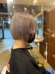 【ショート〜ボブ限定】ケアブリーチ+カラー+4stepトリートメント
