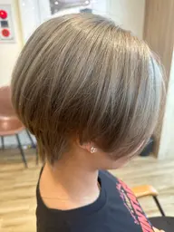 骨格補正😊✨究極コース✨カット+シャンプー(人気のレイヤーカットも👍)