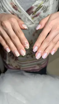 ４本デザイン🎀 (オフ込み) 6,500円