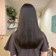 Blunt Cut (One-Length Cut) at least 2 cm will be cut✂️