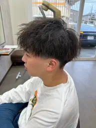 今人気のデザインパーマ！ツイストスパイラル、スパイラルパーマもこのメニューでできちゃいます！♪