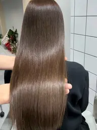 撮影モデル限定💎カット+UPTOGLOSSカラー+トリートメント