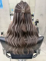 【超お得⁉️】コントラストハイライト!!ケアブリーチ込でダメージレス✨
