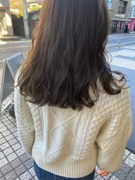 🕊️🌿前髪カット+全体カラー+艶トリートメント🕊️🌿