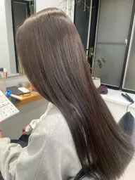 🫧プレミアム縮毛矯正+Aujuaクイックトリートメント【気になるうねりをツヤ髪に✨️】