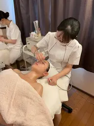 毛穴つるりん✨角栓すっきりパック付き、フェイシャル&デコルテエステ(60分)