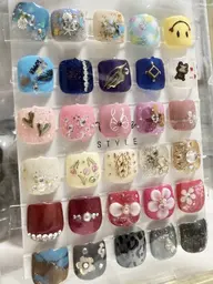 【Foot】選べる親指　フットネイル（オフあり）