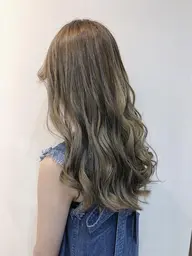 ［ハイトーンカラー💛］ブリーチ＋カラー＋シルクトリートメント
