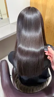 ♡【触れたくなる艶髪へ】♡髪質改善トリートメントダメージが気になる方はこちらのメニューでぜひ感動を実感してください🌈