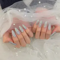 🍈ハンド・フットワンカラー(オフ込み)+まつげパーマ上下エクステオフ🙅♀️(アイシャンプー付き)