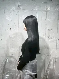 【艶感たっぷりストレートに🤍】トレンドを抑えた似合わせカット＋サラ艶🤍縮毛矯正＋オリジナルトリートメント🤍