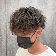 メンズカット+ダメージレス ケアパーマ+頭皮改善炭酸シャワー+Aujuaヘアマスクトリートメント