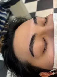 【美眉✨】アイブロウスタイリング✂️(眉毛ワックス&眉毛カット)
