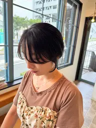 【似合うデザインをご提案♪】レディースカット+マッサージシャンプー¥4900
