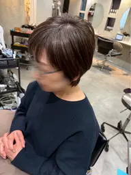 気になる白髪を自然にカバー🤎髪質やお悩みに合わせたシャンプー選定 トリートメント付き🐿