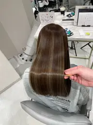 🔥大人気メニュー🔥❤️顔周りのお悩み解消❤️前髪縮毛矯正+ダメージレスカラー+2 stepトリートメント
