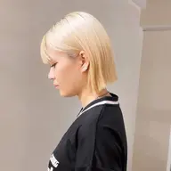 【人気No.1🥇】ケアブリーチ+透明感ベージュカラー+似合わせカット¥22000→¥11000