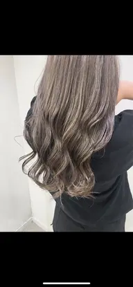 【ハイライトヘアの方必見】ハイライト部分の色載せ！メンテナンスカラー＋アイロンorコテ巻き仕上げ
