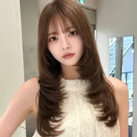 《ハイトーン＆レイヤーはこちら》小顔レイヤーカット+ブリーチWカラー+内部補修トリートメント(パーソナルカラー診断付)